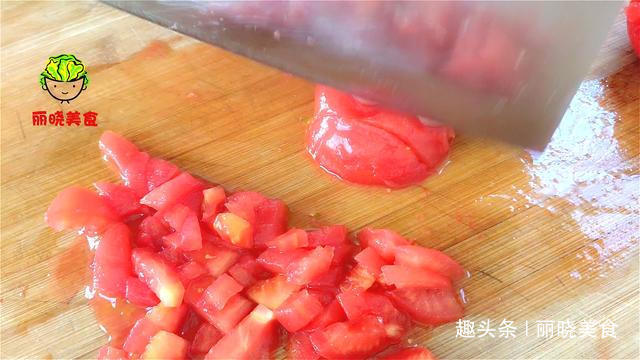  停不下|做鸡蛋汤时，不要再直接倒入鸡蛋了，教你一妙招，好喝到停不下嘴