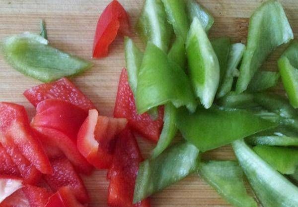  入味|炒豆腐不总是容易品尝的吗？教你怎么用这种方法做豆腐，嫩滑可口