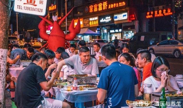 重庆|科园四路被严重低估的重庆夜宵大本营!