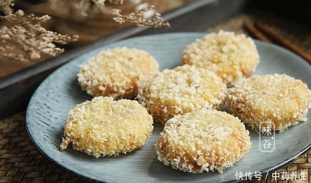 把土豆|自从学会土豆饼这做法,我家一周吃3次,外酥里软,真好吃