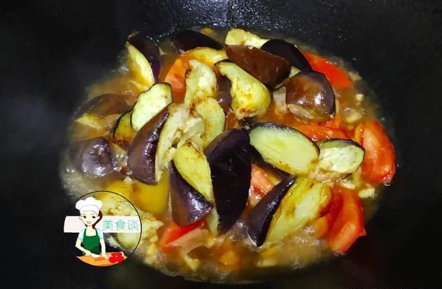 素菜|这两样素菜一起炒,酸甜开胃,不放肉也很香,还能降火气、助消化