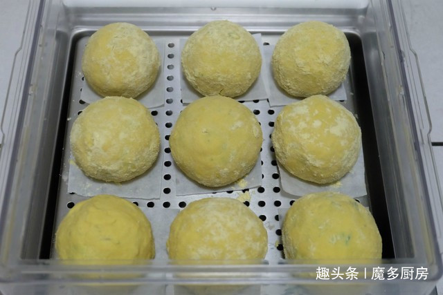  菠菜|简单易做的玉米面菜团子，不和面不擀皮，更不烫面，全家都爱吃