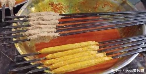 成肉|巴基斯坦传统羊肉串做法!把羊肉搅拌成肉泥再穿成串,太香了