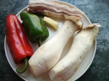  下饭|好吃不腻的杏鲍菇炒肉片，每一口香嫩爽滑，十分下饭