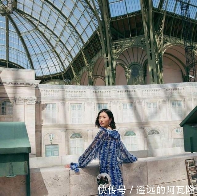 挑选|初入职场女生，如何挑选第一件“年会裙”？跟着明星这样穿，超美