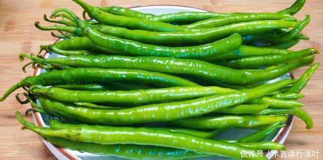 好吃|辣椒炒肉到底怎样做才好吃呢炒之前多加这一步,肉片香辣下饭