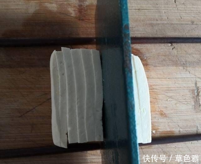  吃光|菊花豆腐，酸甜可口，营养丰富，连汤都吃光了