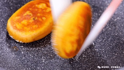  面粉|1根红薯，不烤不油炸，加碗面粉香软绵密，全家都要抢着吃