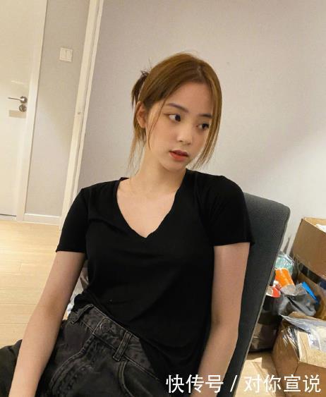  录制|欧阳娜娜叫停录制，道歉用繁体字引发争论，是习惯还是无诚意