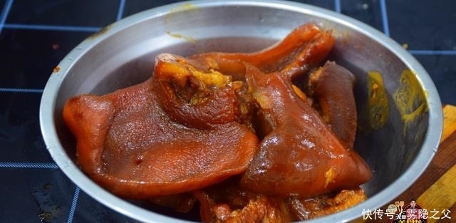 喜欢|十三香猪耳朵最好吃的家庭做法,简单美味又下饭,看看你喜欢吃不