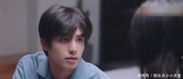 凌霄|以家人之名尖尖婚后孕吐严重，凌霄心疼皱眉，乖咱就生一个
