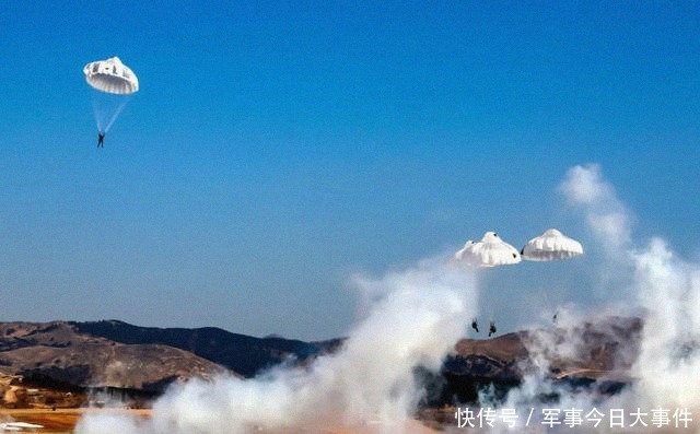 空降兵|70年,我与空降兵共成长!