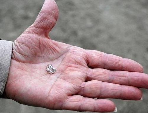 游客|美国一家公园损失上亿美元，被游客挖走2万多颗钻石后，现状如何