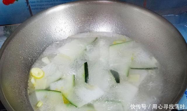  味道|当烹饪冬瓜汤时，味道很好