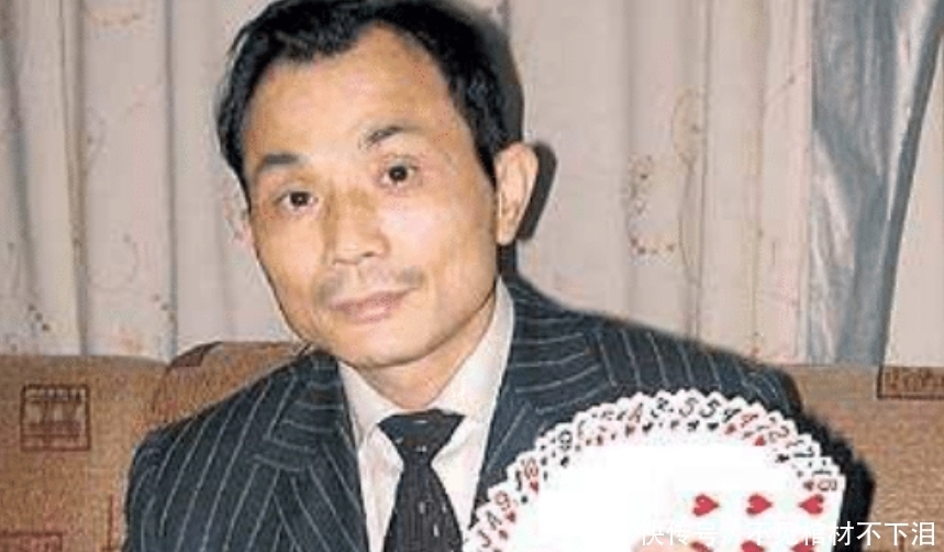 反赌|他曾是“亚洲赌王”，因出老千身高从1米7变1米3，今反赌豪车接送