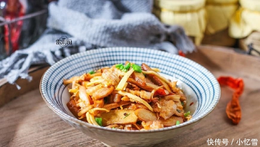 小厨|秋天必吃这个菜, 6块钱一斤, 女人常吃不显老!