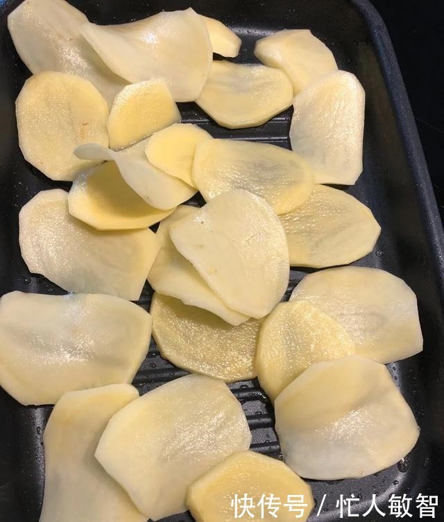 超过|这才是香格里拉松茸之王,每根都超过17厘米,黄油香煎太完美了