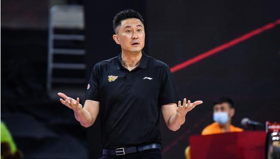 最新|广东队最新伤情情况!易建联归队时间确定 徐杰脚伤问题不大