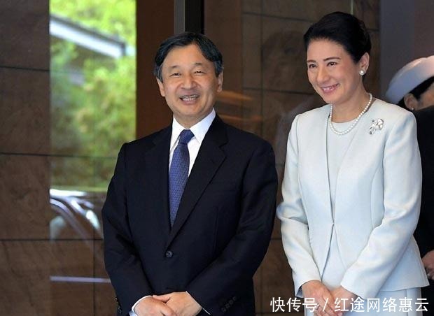  明仁天皇|想提前宣布新天皇年号怎么那么难？日本人都吵翻天了