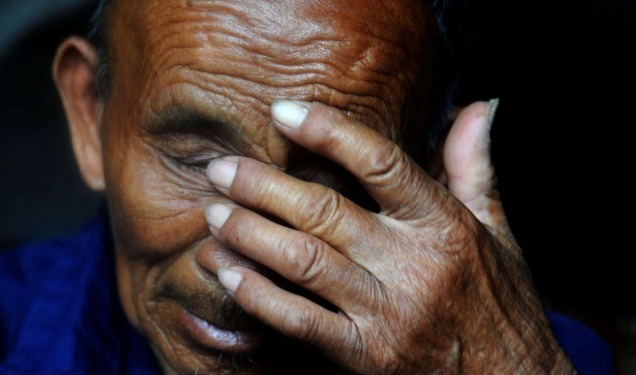 吴乃宜|7旬老人1天痛失3子，欠下60多万债务，承诺人走账不灭