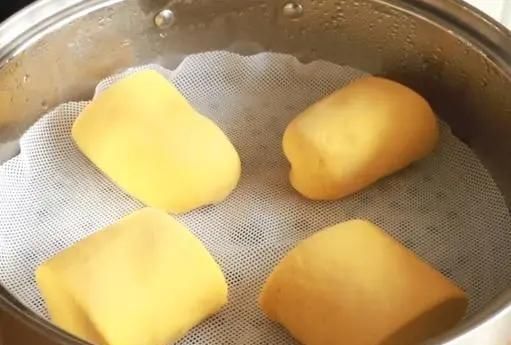 烤箱|家里有玉米面一定要学做它，不用烤箱，咬一口直掉渣，太香了