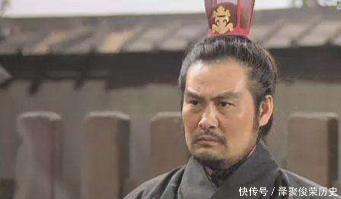 明白|典韦力大无穷武艺超群,他打得过吕布吗看看许褚的表现就明白了