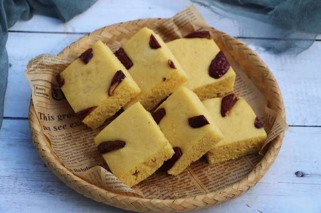  玉米面发糕|原来发糕都做错了，这样做松软好吃不粘牙，比蛋糕还要美味