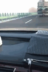 大哥|搞笑GIF：就大哥这指法，应该不缺女朋友吧！