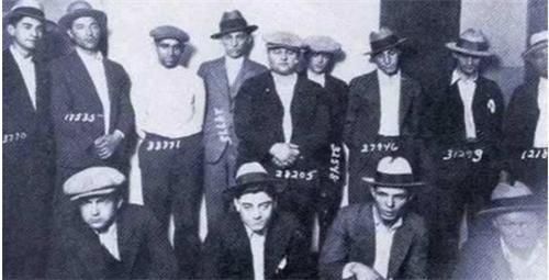 逃犯|俄罗斯最强逃犯听到自己被判8年,直接跳窗逃跑,至今下落成谜