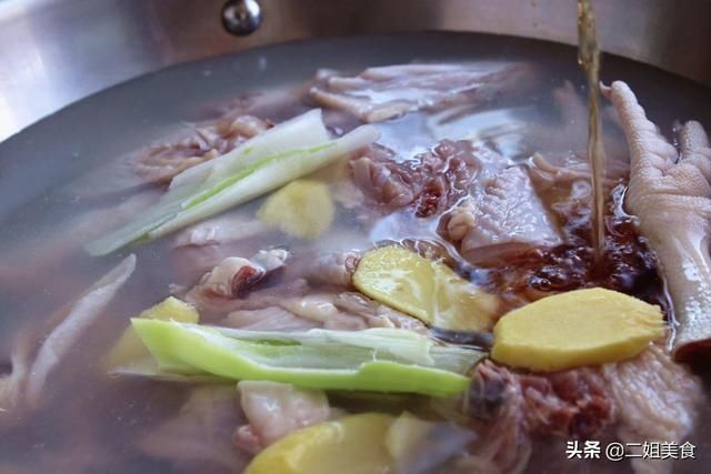 鸡肉|秋天,牛肉羊肉靠边站,最该吃的是这肉,炖土豆很香,人人吃得起