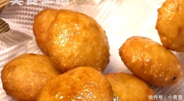 发硬|炸糖糕时,别再直接炸了,少了此步骤,糖糕破皮露馅还发硬
