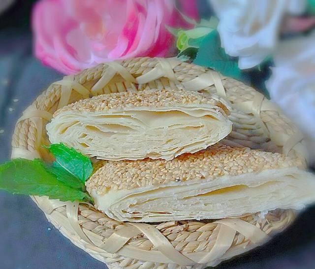 油酥|千层酥饼的做法,层层酥脆,香甜可口,都流口水了