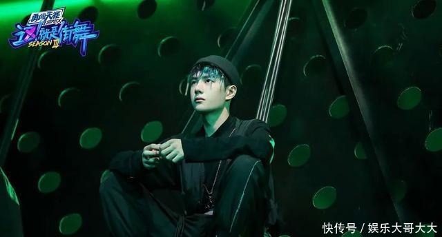  上身|王一博潮流裤子穿上身，网友直呼辣眼睛，比同场明星丑太多