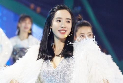  乘风破浪|《乘风破浪的姐姐》听到伊能静这句话，王丽坤扭过头，不再看她