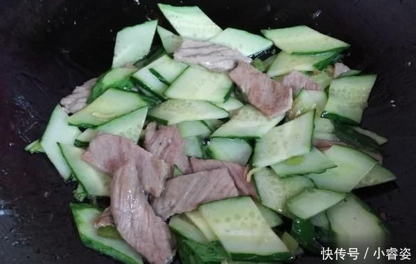 老师傅|55年老师傅:无论炒啥肉,不要加淀粉腌!学会3点,肉片更鲜香