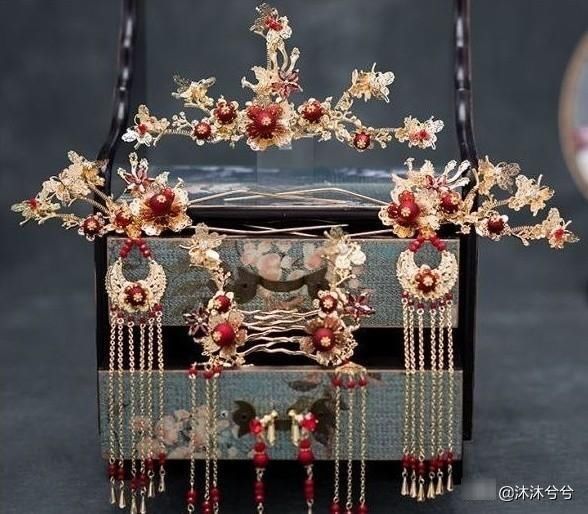 喜欢|你最喜欢哪一款凤冠测试你前世是谁的新娘