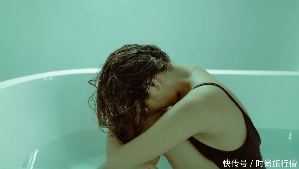 看不完|30岁他跳楼自杀：“对不起，120个工作群我真的看不完……”