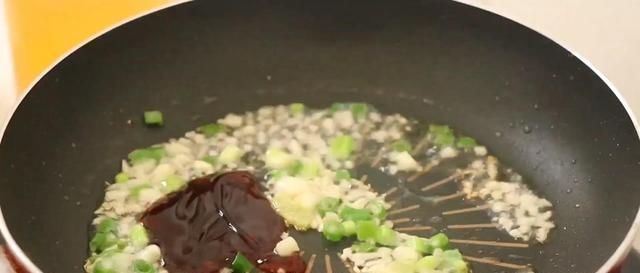 入味|豆腐自从学会这个做法,家人三天两头点名吃,鲜嫩入味,比肉都香