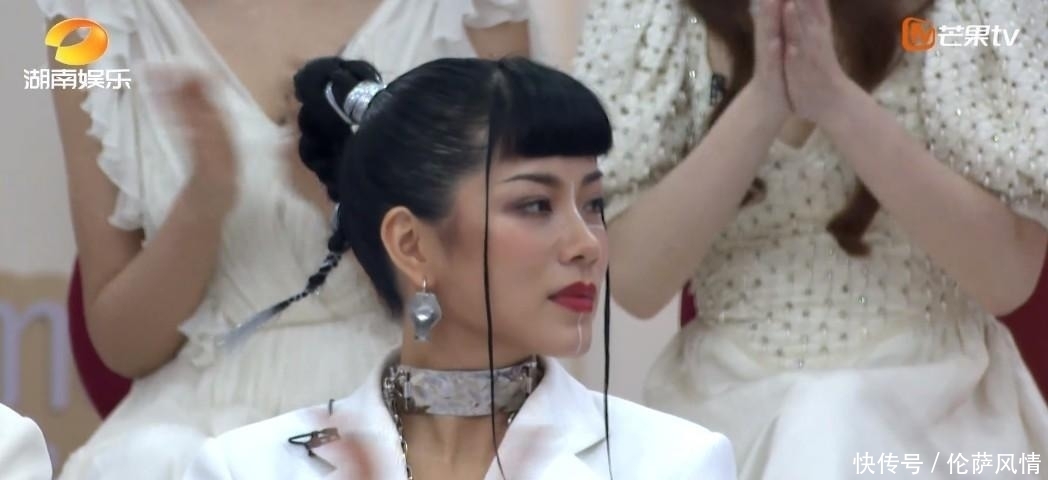  乘风破浪|《乘风破浪的姐姐》，那些你没注意到的小细节