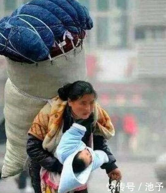 姑娘|现在的姑娘穿衣真的是随性,我在旁边看着都替她感到尴尬