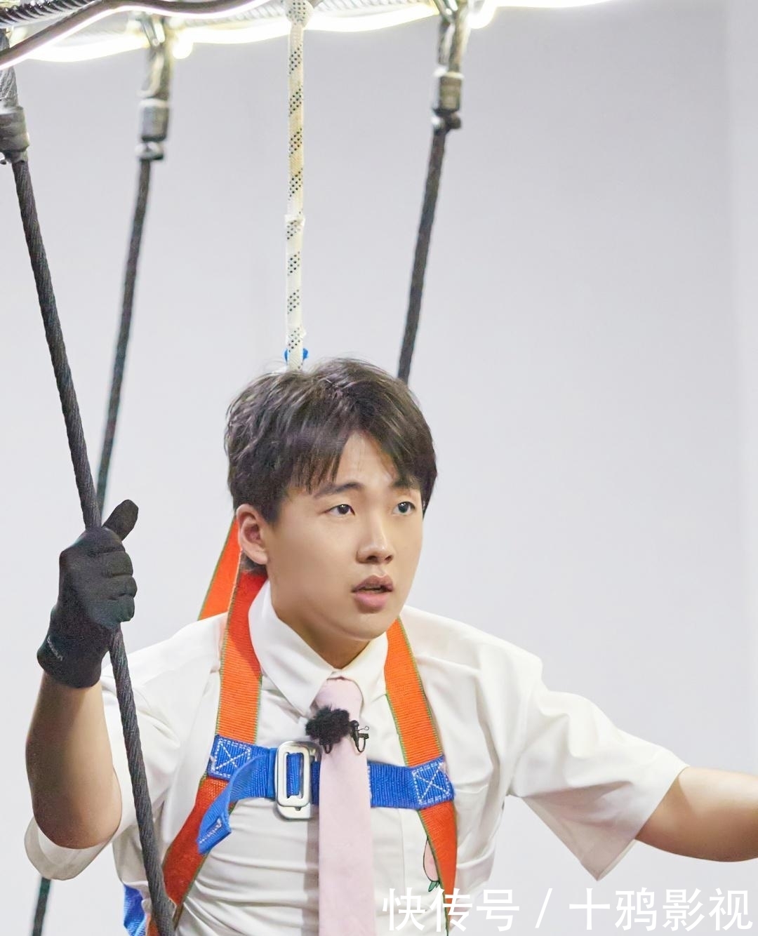 惊人|“密室大逃脱”更新,邓伦臂力惊人,黄明昊推理满分