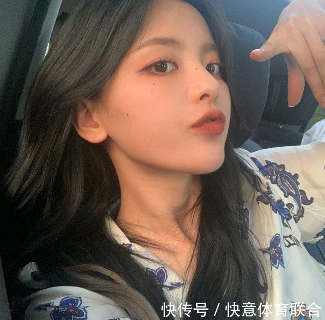 资源|火箭少女解散后,杨超越资源逆天,咖位提升,逐渐拉开了队友