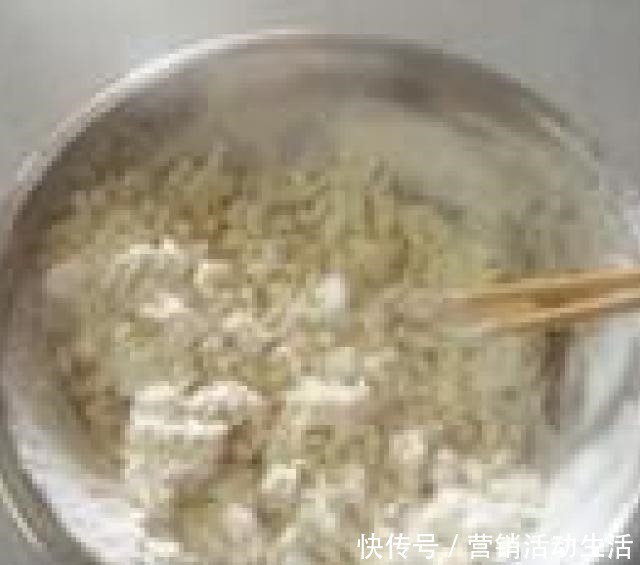 土豆丝|土豆丝卷饼，柔软劲道，凉了也不硬，早餐别出去买了