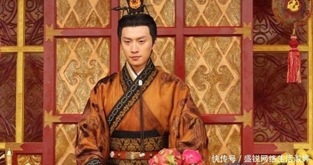 年后|皇帝: 皇位给你, 但别杀侄子, 弟弟: 保证做到! 1年后废侄当皇帝