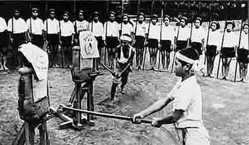 美军|二战时期,美军敢和日军拼刺刀吗,谁更厉害一些?