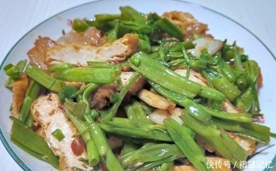 蔬菜|含钙最高的蔬菜不是菠菜,而是“它”夏天常吃,补充钙质营养足