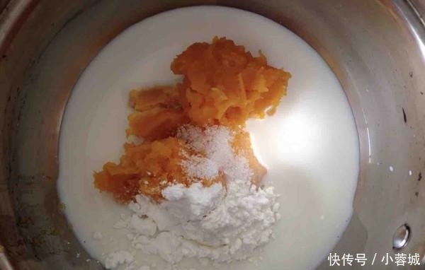  牛奶|家里的牛奶一定要试试这样煮，软嫩Q弹，冰凉解暑，孩子超爱