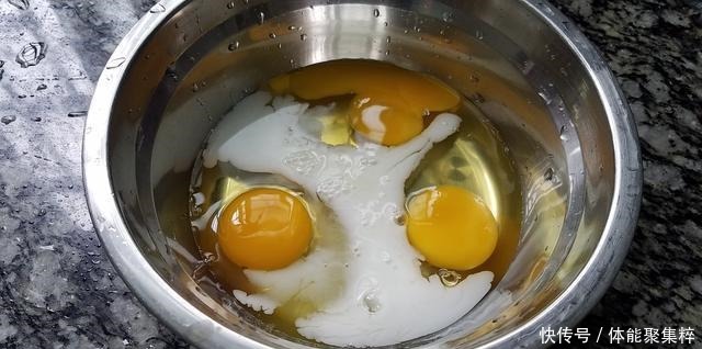  鸡蛋|爱吃鸡蛋可以这样做，学会这一道爆浆的番茄蛋饺，简单美味又好吃