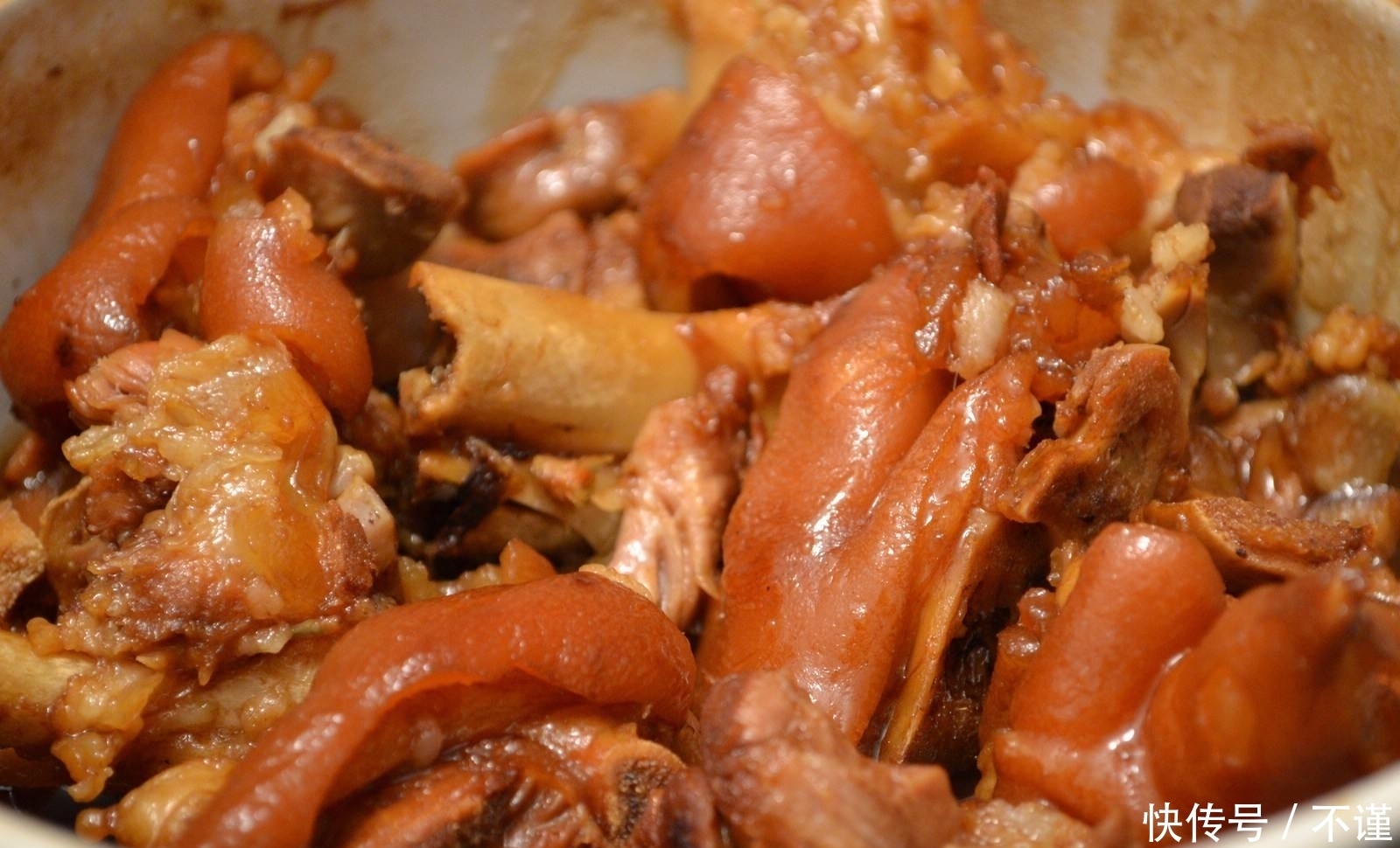 更是|酒鬼最喜欢的10大下酒菜,都是硬菜,东北人更是不拒!