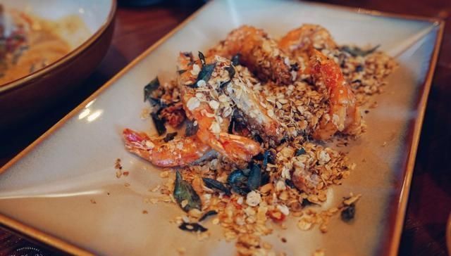 新加坡|舌尖上的亚特兰蒂斯,蟹餐厅品尝正宗的东南亚菜